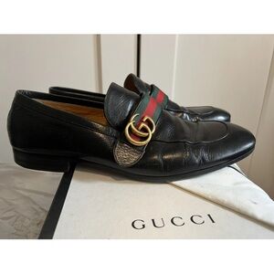 Gucci Black Leather Loafers with Gold Accent
